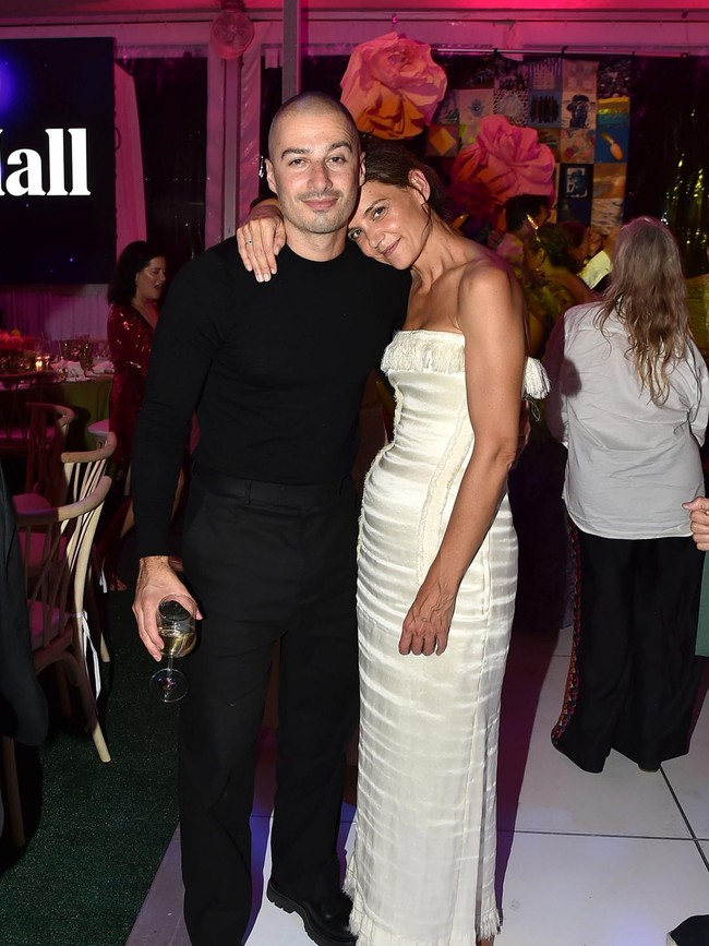 8 Potret Mesra Katie Holmes dan Pacar Baru yang Lebih Muda 8 Tahun