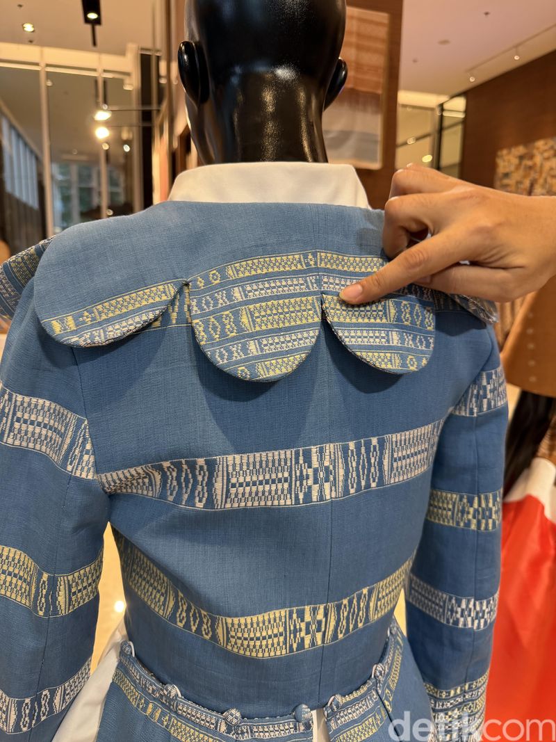 Koleksi Tobatenun x Peggy Hartanto Koleksi Tobatenun x Peggy Hartanto