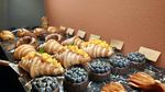 Liburan ke Korea Selatan, Sheila Dara Asyik Mukbang hingga Ngemil Pastry