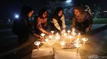 Lilin Menyala, Doa Dipanjatkan untuk Lima Jurnalis Hilang