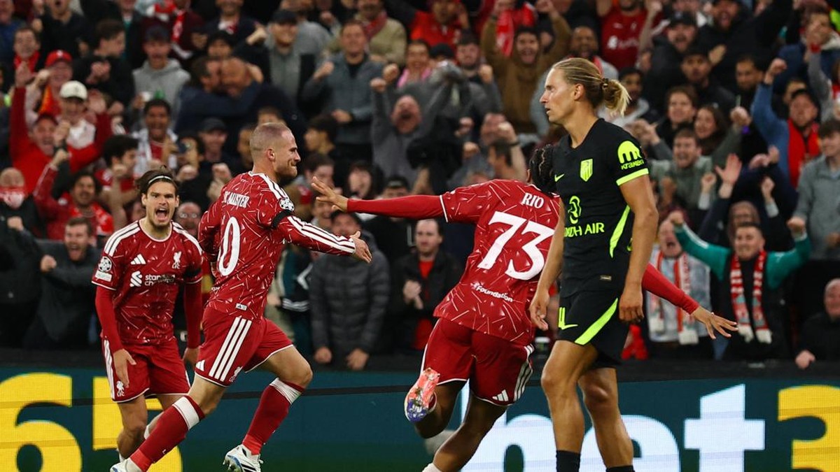 Alexis Mac Allister pastikan kemenangan 2-1 Liverpool atas Atletico Madrid. (REUTERS/Phil Noble)