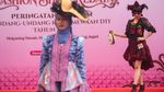 Menjaga Budaya Lewat Peragaan Busana Kebaya
