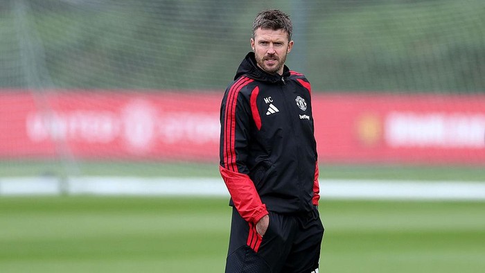 MANCHESTER, ENGLAND - SEPTEMBER 09: Michael Carrick, Manager of Manchester United, looks on during the training session on the day before the UEFA Champions League 2026/27 League Phase MD1 match between Manchester United and Sabah at Carrington Training Ground on September 09, 2026 in Manchester, England. (Photo by Alex Livesey/Getty Images)