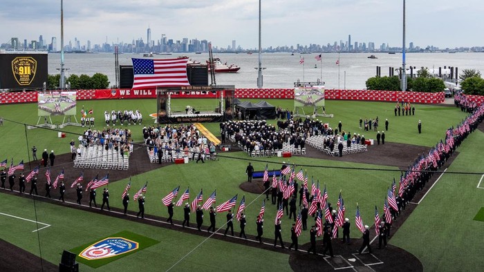 The Fire Department of the City of New York (FDNY) holds a memorial service, ahead of the 25th anniversary of the September 11, 2001, attacks on the World Trade Center, in the Staten Island borough of New York City, U.S., September 9, 2026.  REUTERS/David 'Dee' Delgado