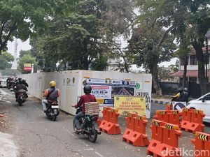 Farhan Minta Proyek BRT Dipercepat Demi Tekan Kemacetan