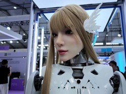 Video: Ada Robot Bionik yang Bisa Ikutan Nangis Pas Dengerin Curhat!