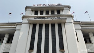 Main Ke Museum Mandiri, Belajar Sejarah Hingga Sewa Kostum