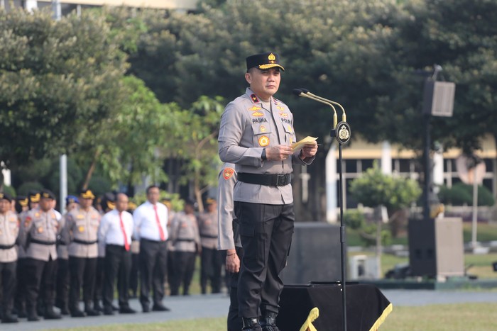 Wakapolda Jatim memimpin upacara Haornas 2026