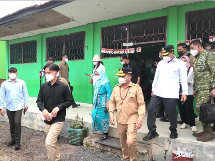 Wakil Presiden RI Gibran Rakabuming Raka meninjau kondisi pendidikan di Kota Palangka Raya, Kamis (10/9/2026). (dok Humas Pemprov Kalteng)