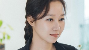 Di episode sebelumnya, Kwon Tae Sung (Jung Jun Won) akhirnya tahu identitas rahasia Yu Bo Na (Gong Hyo Jin) yang selama ini disembunyikan sang istri sebagai Kingfisher. (Foto: dok. SBS)