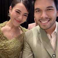 Beberapa juga menyebut penampilan Aaliyah terlihat manglingi dengan riasan dan gaya rambut tersebut. Pangling si ini style rambutnya bgusss, tulis salah satu komentar. Aal manglingin amat ssih cantik nya, komentar lain. Foto: Instagram/@aaliyah.massaid