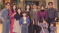 Ashanty juga ikut memboyong semua keluarga ikutan tren.  Foto: dok instagram Raffi, Gading, Lesti Kejora, Omesh, Ashanty