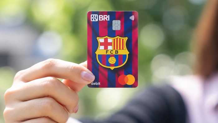 BRI berkolaborasi secara resmi dengan FC Barcelona untuk menghadirkan Kartu BRI Debit FC Barcelona bagi para nasabah dan penggemar.