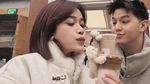 Kompaknya Brisia Jodie dan Jonathan Alden saat Ngopi di China hingga Ngemil Waffle