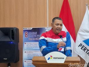 Jurus Pertamina Atasi Antrean Panjang di SPBU