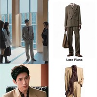 Dari gaya formal double-breasted Loro Piana hingga sentuhan kemeja bermotif dari Saint Laurent, Jing Boran membuktikan bahwa busana pria kantoran bisa terlihat modis. Seperti dikutip dari Metro Style, Boran membawa lebih dari 120 koleksi pakaian pribadinya untuk wardrobe Luan Nian atau Luke di The Early Spring. Foto: Dok. Weibo, Netflix, Instagram