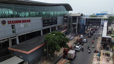 JPO Stasiun Bekasi Ditargetkan Rampung Desember 2026