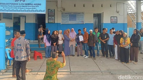Karyawan dapur MBG Mande, Kota Bima, NTB, tak jadi dipecat, Jumat (11/9/2026).