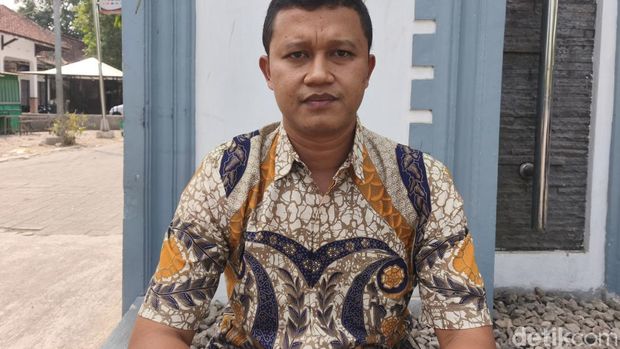 Kasat Reskrim Polres Demak, AKP Arlan Budi Kusuma Kasat Reskrim Polres Demak, AKP Arlan Budi Kusuma saat memberikan keterangan terkait tawuran maut pelajar di Karangtengah, Demak, Jumat (11/9/2026).