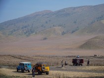 Kebakaran Meluas, Wisata Gunung Bromo Ditutup Total
