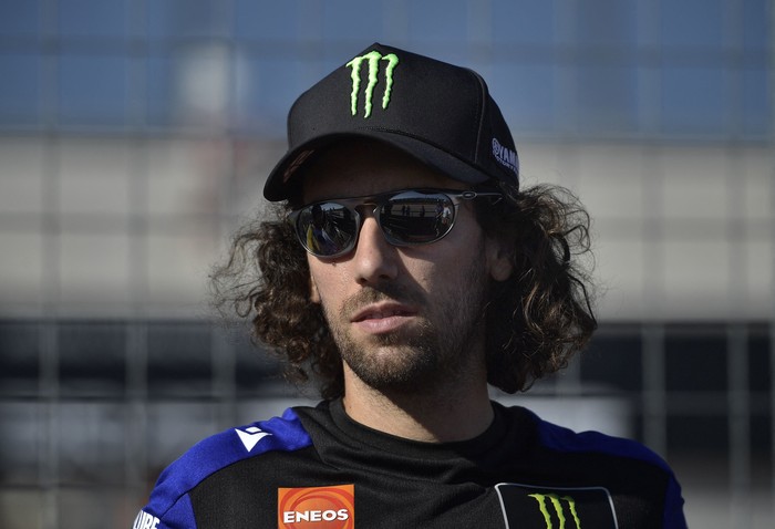 MotoGP - Aragon Grand Prix - Ciudad del Motor de Aragon, Aragon, Spain - August 30, 2026 Monster Energy Yamaha MotoGPs Alex Rins ahead of the riders parade REUTERS/Pablo Morano