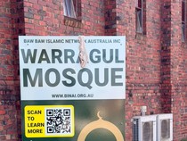 Masjid Australia Dilempari Daging Babi oleh Pria Tak Dikenal