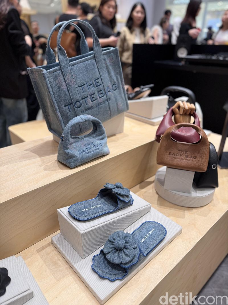 Pembukaan Toko Marc Jacobs di Senayan City