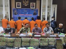 Lawan Petugas dengan Sajam, 2 Pengedar Ganja 15 Kg Ditembak-1 Tewas