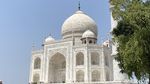 Melihat Taj Mahal: Ukiran Aksara Arab, Gerbang Merah, dan Kisah Raja Mughal