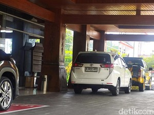Tim KPK Obok-obok 3 Kantor Dinas Sukoharjo