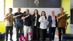 Yeay! Kika Anak Ersa Mayori Resmi Jadi Sarjana Teknik Penerbangan