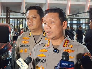 Polda Metro Pastikan Laga Persija Vs Persib Tertib: Cuma Amankan Petasan-Flare