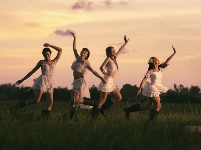 Akhirnya no na Rilis Album Debut Island Girl