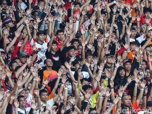 Bung Ferry Sarankan The Jakmania Tidak Banding Sanksi Komdis PSSI