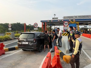 PJR Polda Riau Gerak Cepat Gagalkan Debt Collector Rampas Mobil di Tol