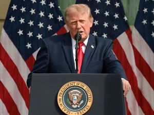 Trump Ubah Lagi Aturan Penerbangan, Tak Ada Lagi Refund untuk 10 Kasus Ini