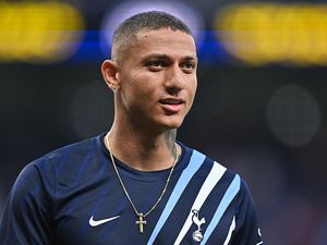 Richarlison Terkatung-katung di Spurs