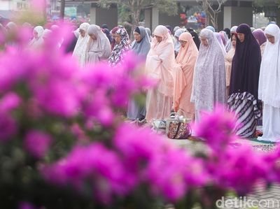 Salat Istisqa Digelar, Warga Berharap Hujan Segera Turun