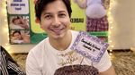 Romantis! Potret Sonny Septian dan Fairuz saat Makan Kue Cokelat hingga Seafood