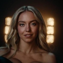 Lagi-lagi Sydney Sweeney Pamer Keseksian dan Tuai Kritik