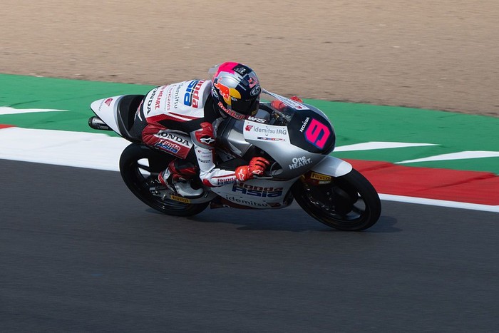 NORTHAMPTON, ENGLAND - AUGUST 07: Veda Pratama of Indonesia and Honda Team Asia rounds the bend during the MotoGP Of Great Britain - Free Practice at Silverstone Circuit on August 07, 2026 in Northampton, England. (Photo by Mirco Lazzari gp/Getty Ima