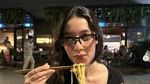 Ameera Khan Hobi Ngopi dan Jualan Dessert Cokelat, Ini Momen Serunya!
