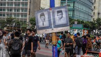 Gubernur DKI Jakarta Pramono Anung mengatakan telah membaca usulan tersebut. Ia menilai gagasan pelaksanaan CFD pada Sabtu dan Minggu cukup rasional untuk dipertimbangkan dan pembahasannya telah dilakukan secara internal di lingkungan Balai Kota Jakarta.
