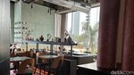 Hidden Gem di Gedung Sudirman, Ada Pizza hingga Chicken Steak!
