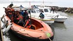Harapan Belum Padam, Tim SAR Terus Cari 8 Orang Hilang di Selat Sunda