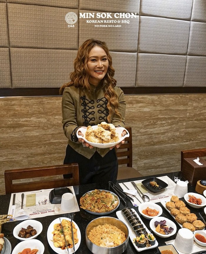 Inul Daratista Hobi Kulineran hingga Punya Restoran Korea Halal