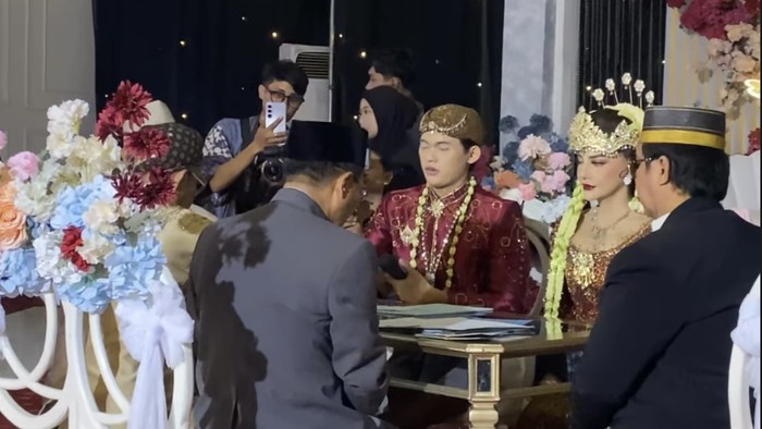 Irma Darmawangsa menikah