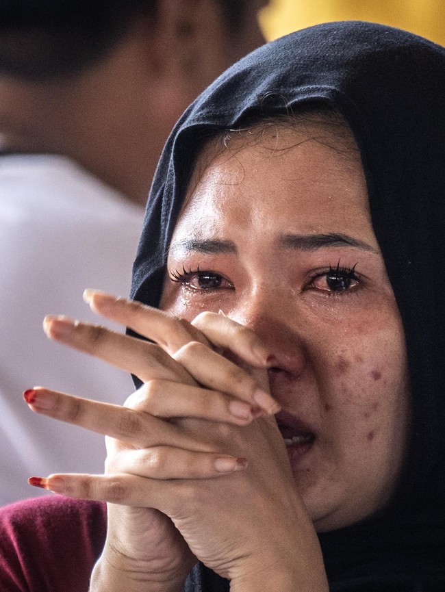 Kecelakaan KM Virgo Transport 8, Warga Datangi Posko Pelabuhan Trisakti