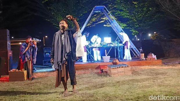 Pertunjukan seni Multisensorial di Majalengka