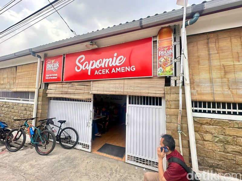 Sapomie Acek Ameng